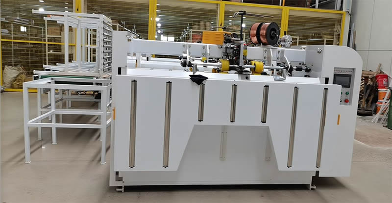 Nastratrice semiautomatica, 600 punti/min, SDJ-D